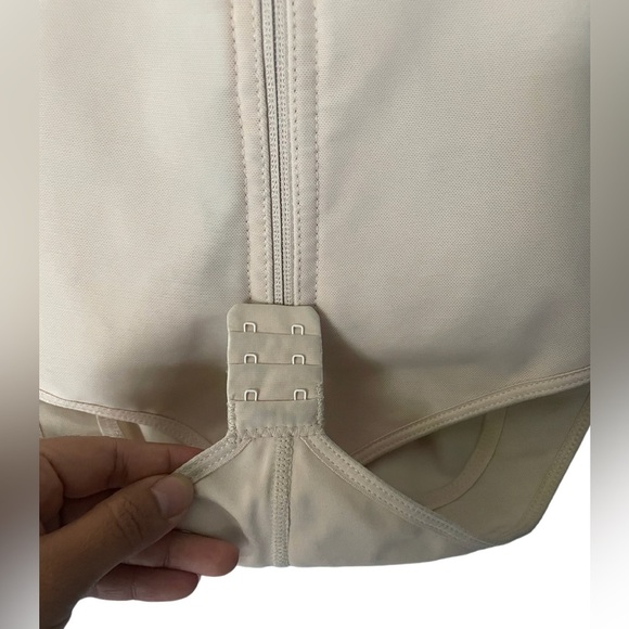 Ann Michell Colombia Body shaper Color: Beige Size:M - Picture 9 of 11